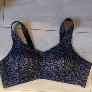 knix sports bra